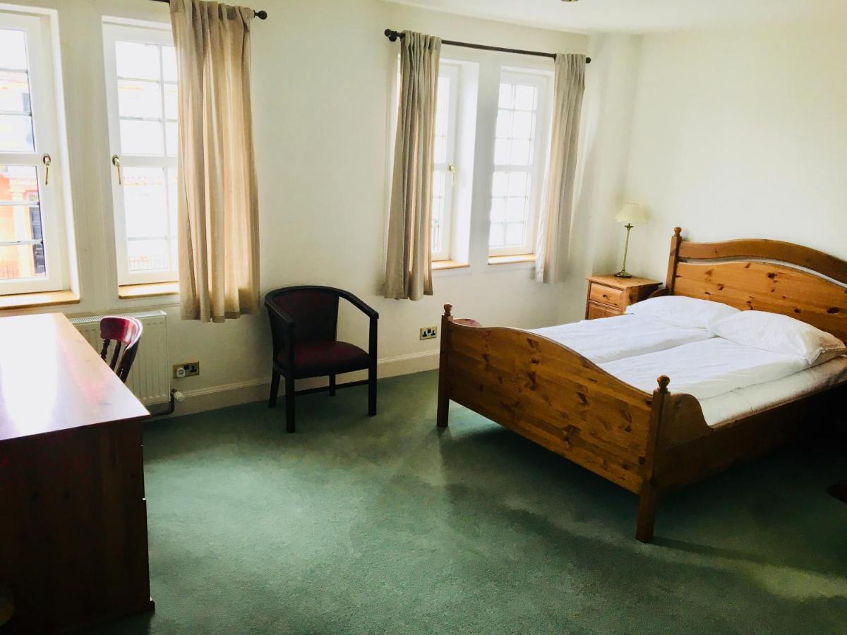 Thornhill Inn Luaran gambar